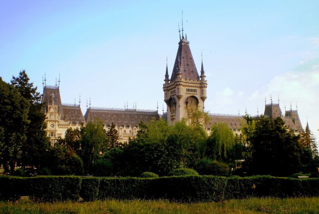 Palace of Culture in Iași: A Neo-Gothic Museum and Civic Building 2 Palace of Culture