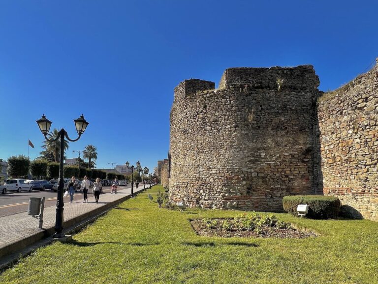 Elbasan Fortress: A Roman, Byzantine, and Ottoman Stronghold in Albania