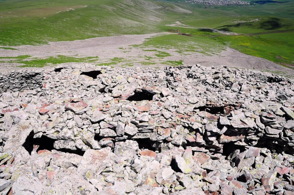 Abuli Fortress: A Bronze Age Hillfort in Georgia 3 Abuli fortress