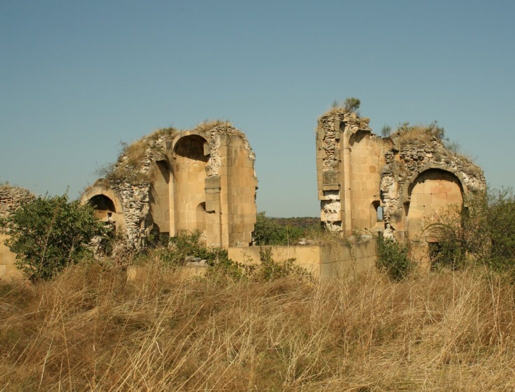 Samshvilde: A Fortified City of Medieval Georgia 1 Samshvilde