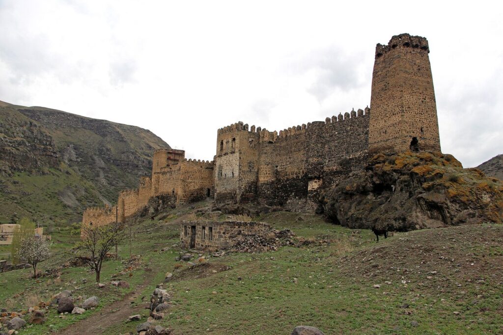 Khertvisi: A Medieval Fortress in Georgia 4 Khertvisi