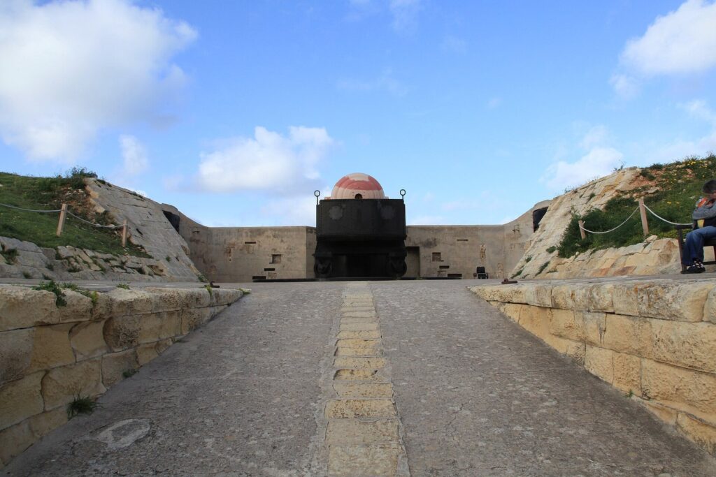 Rinella Battery: A British Coastal Artillery Battery in Malta 4 Rinella Battery