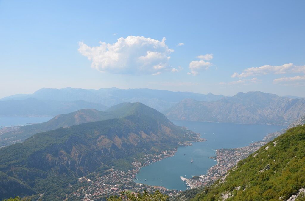 Fortifications of Kotor: A Multi-Period Defensive System in Montenegro 2 Fortifications of Kotor