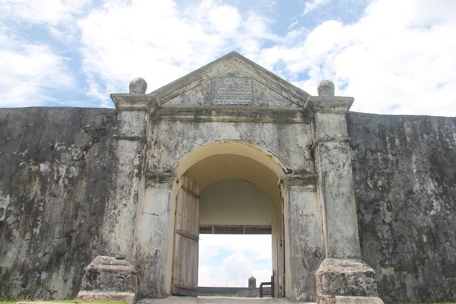 Fort Duurstede: A Colonial Stronghold and VOC Administrative Center 4 Fort Duurstede