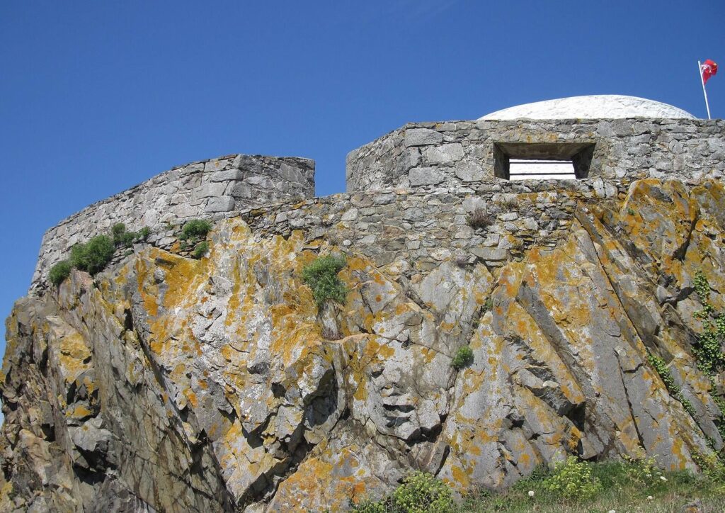 Fort Grey: A Martello Tower and Coastal Defence on Guernsey 3 Fort Grey