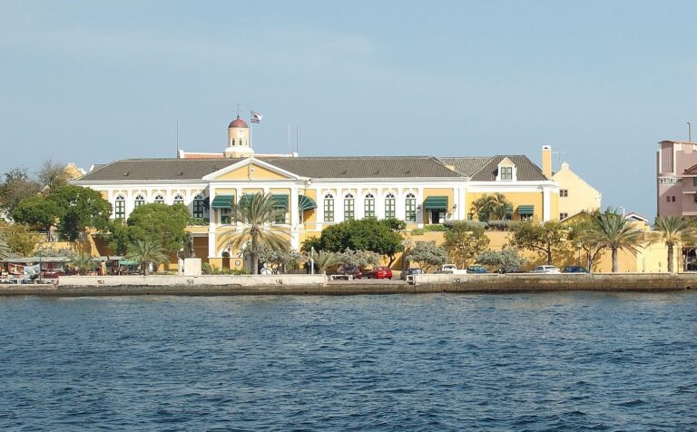 Fort Amsterdam, Curaçao: A Dutch Colonial Fort and Government Seat