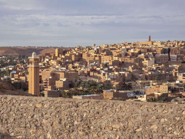Ksar Melika: A Fortified Settlement in the Mzab Valley