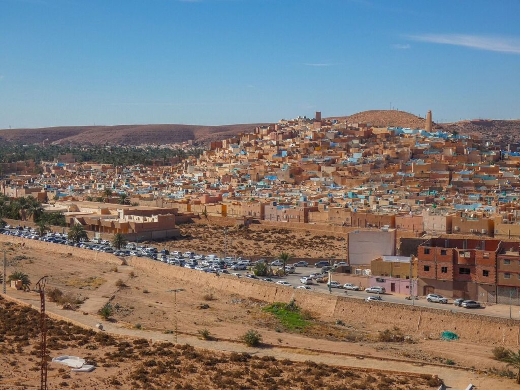 Ksar Beni Isguen: A Fortified Ibadi Settlement in Algeria 1 Ksar Beni Isguen
