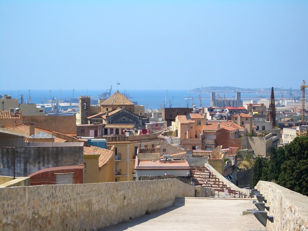 Roman Defensive Walls of Tarragona: Fortifications of Ancient Tarraco 3 Roman defensive walls of Tarragona