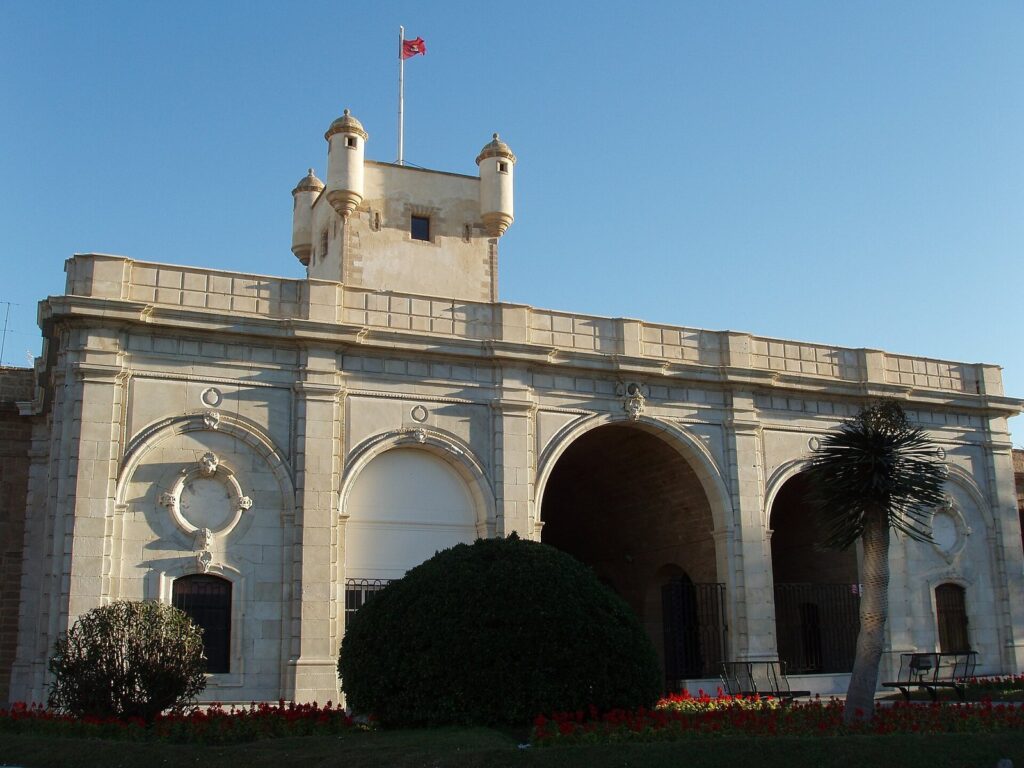 Puerta de Tierra: Cádiz’s Former Landward Fortifications 2 Puerta de Tierra
