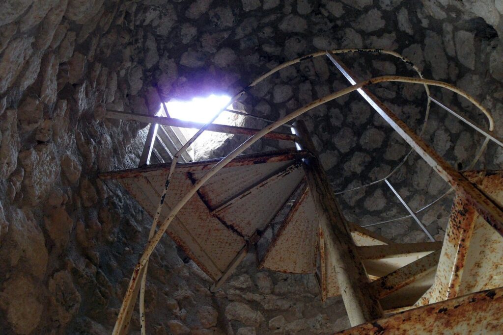 Castellón de Fique Tower: A Medieval Watchtower in Spain 2 Torre Castellón de Fique