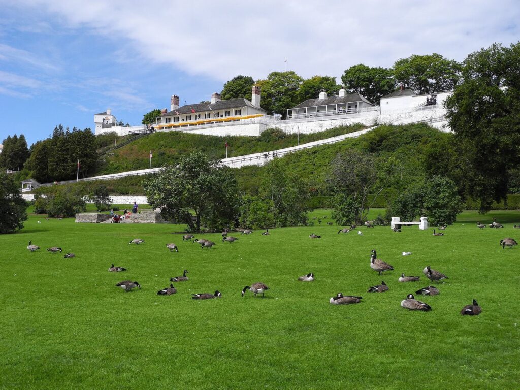 Fort Mackinac: A British and U.S. Military Fort on Mackinac Island 1 Fort Mackinac