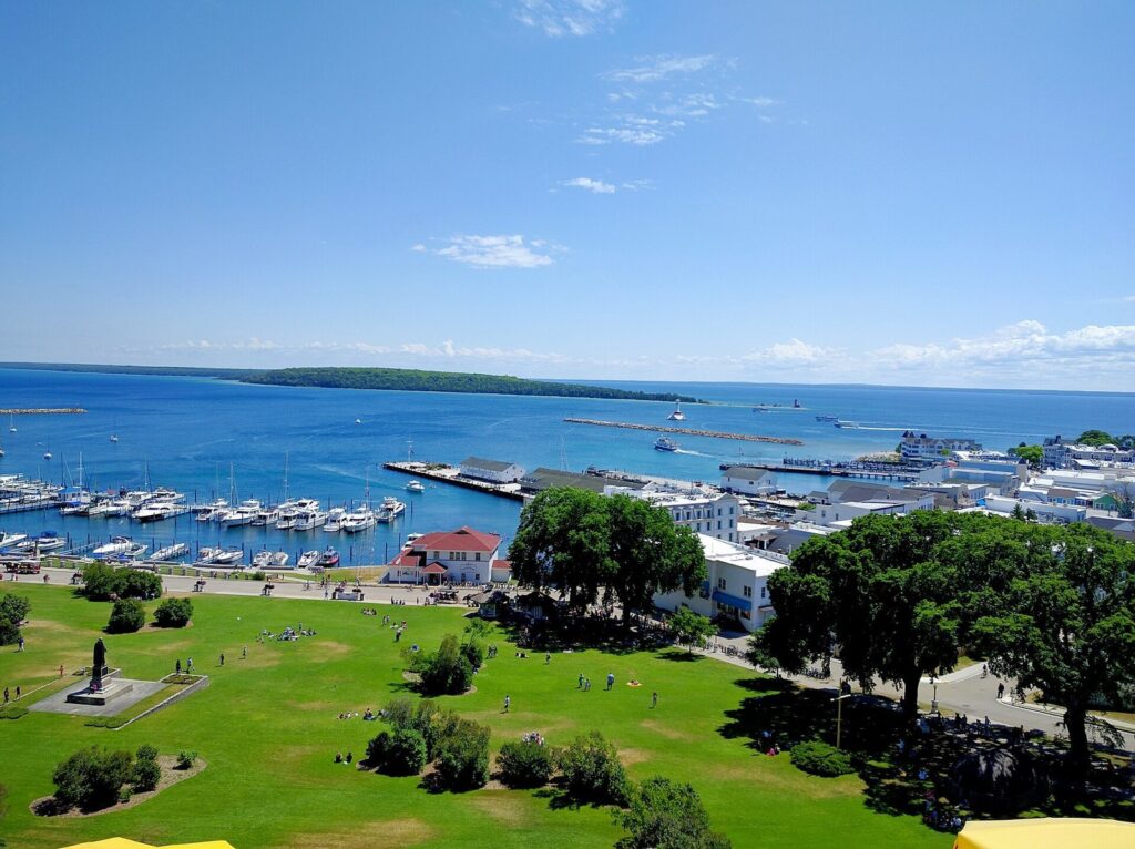 Fort Mackinac: A British and U.S. Military Fort on Mackinac Island 2 Fort Mackinac