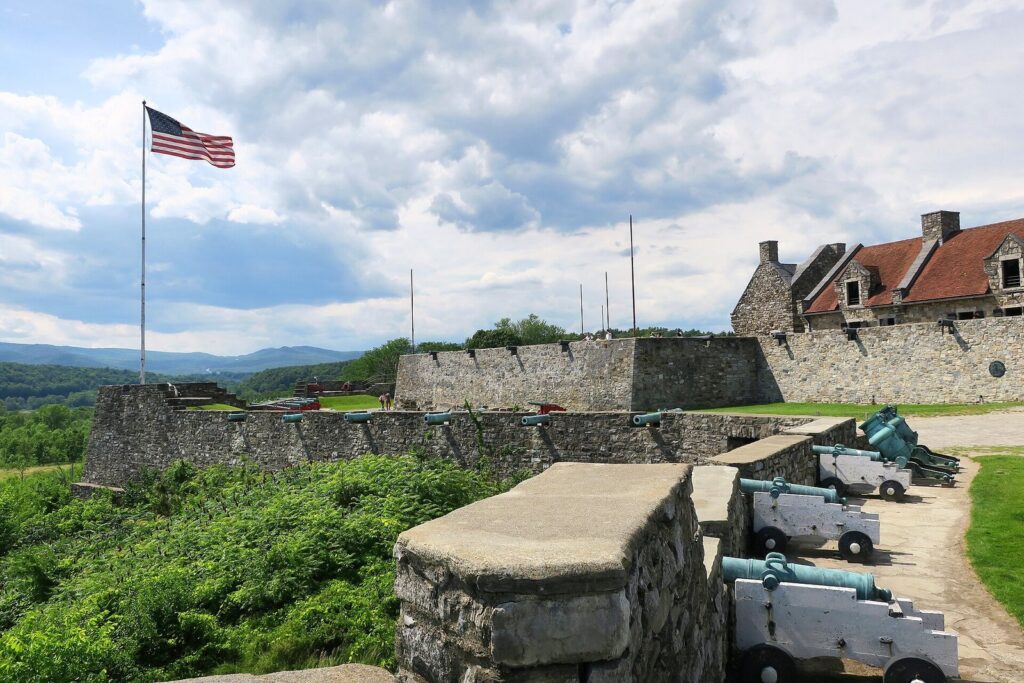 Fort Ticonderoga: A French Fort and Revolutionary War Stronghold 1 Fort Ticonderoga
