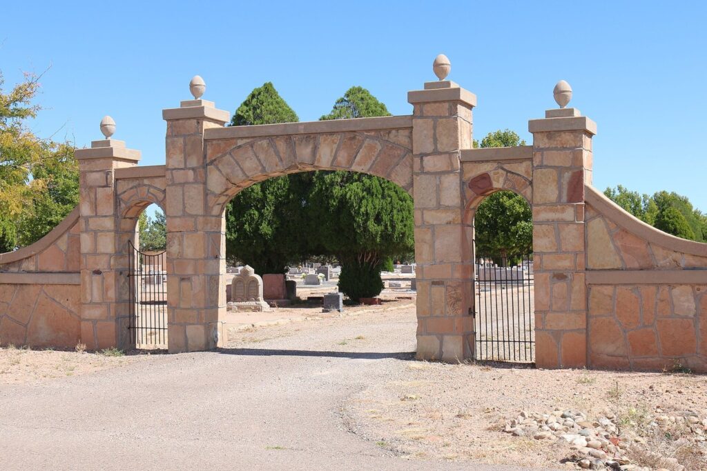 Fort Sumner: A U.S. Army Post and Bosque Redondo Site 1 Fort Sumner