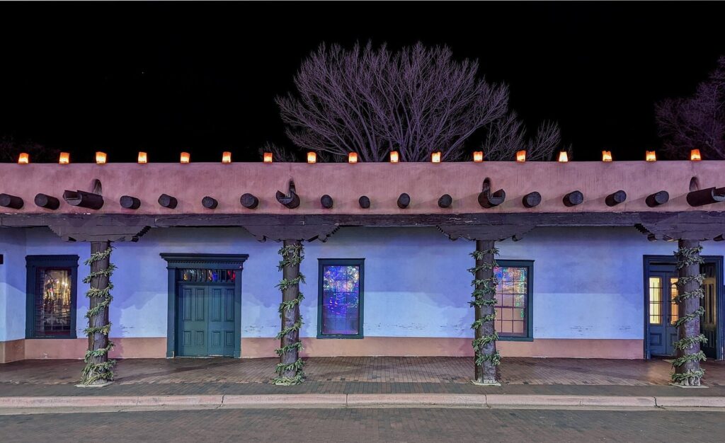 Palace of the Governors: A Historic Government Seat in Santa Fe 1 Palace of the Governors