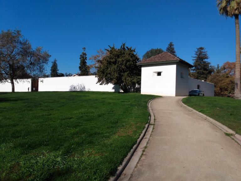 Sutter’s Fort: A Mexican-Era Fort and Agricultural Colony