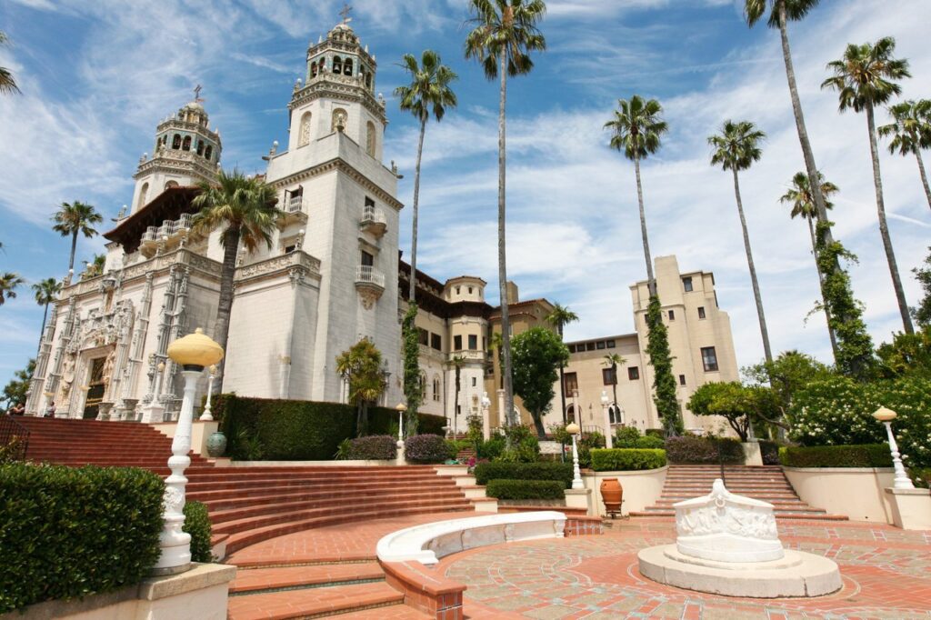 Hearst Castle: A California Estate and Museum 1 Hearst Castle