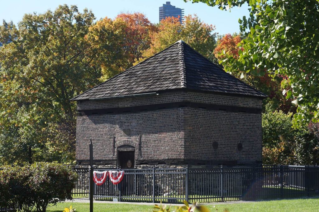 Fort Pitt Blockhouse: A British Defensive Outwork Built in 1764 1 Fort Pitt Blockhouse