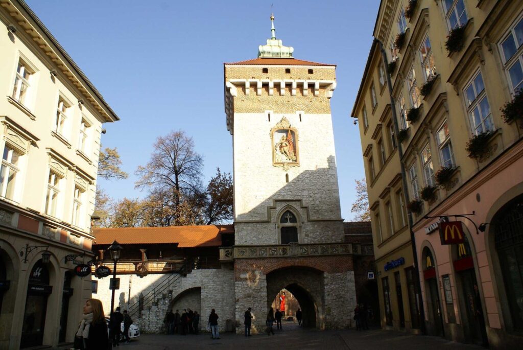 St. Florian's Gate: Kraków's Medieval Defensive Entrance 1 St. Florian's Gate