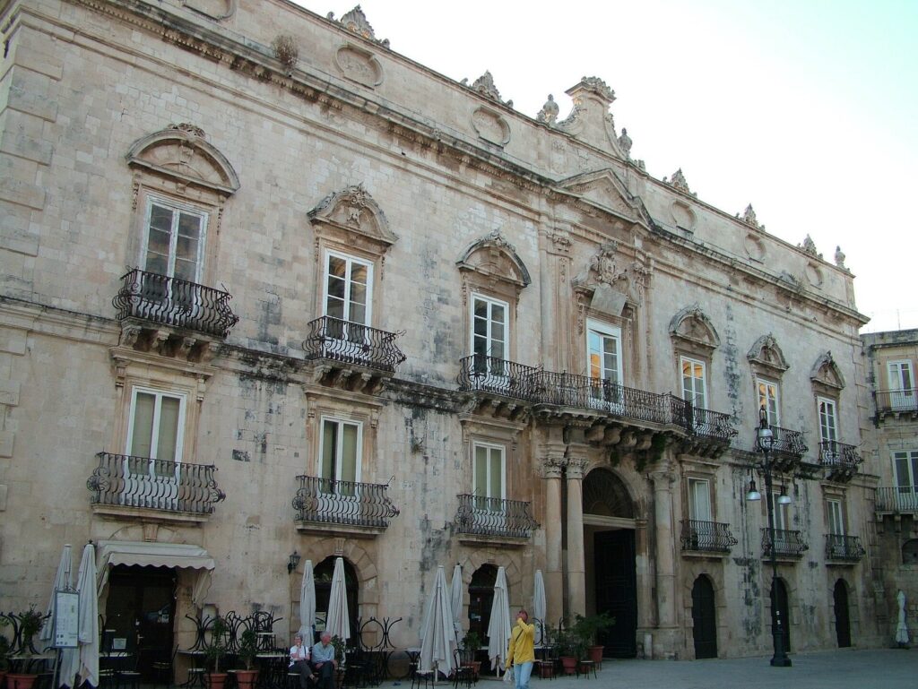 Palazzo Beneventano del Bosco: A Baroque and Rococo Palace in Syracuse 1 Palazzo Beneventano del Bosco