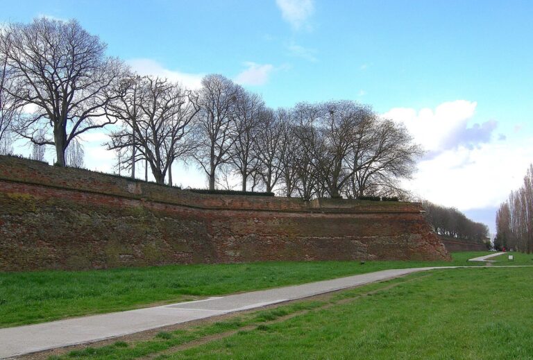 Walls of Ferrara: The City’s Historic Defensive Circuit