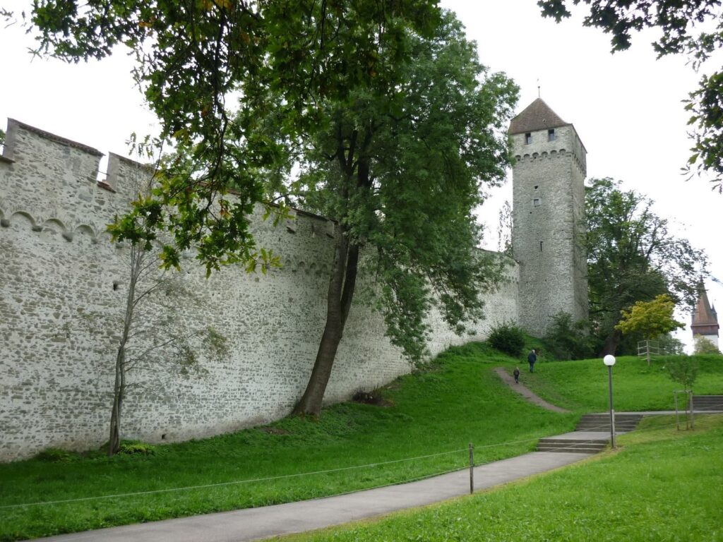 Musegg Wall: Lucerne’s Medieval City Fortification 3 Museggmauer