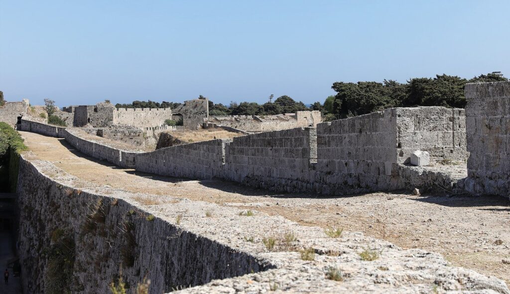 Fortifications of Rhodes: The Medieval City’s Defensive System 2 Fortifications of Rhodes