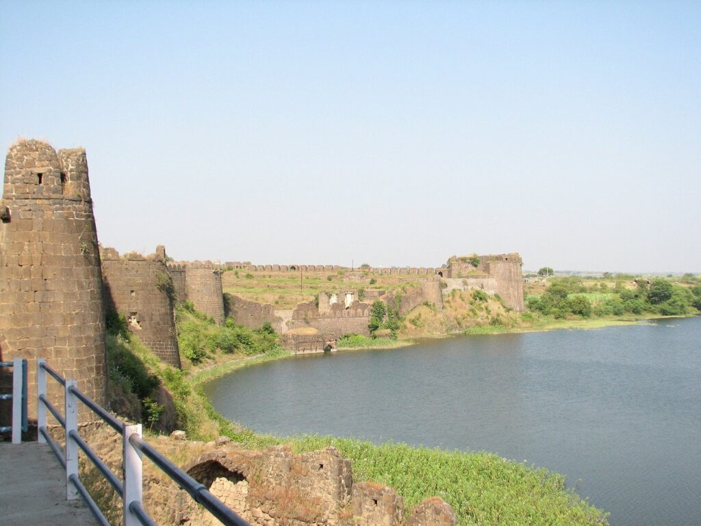 Naldurg Fort