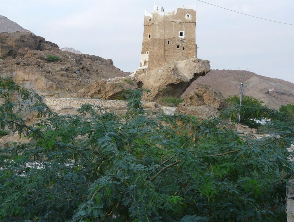 Fort Al-Ghwayzi: A Defensive Fort at Mukalla, Yemen 2 Fort Al-Ghwayzi