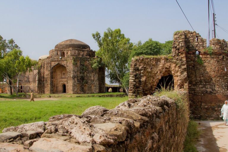 Rawat Fort: A Historic Caravanserai and Fortress in Pakistan