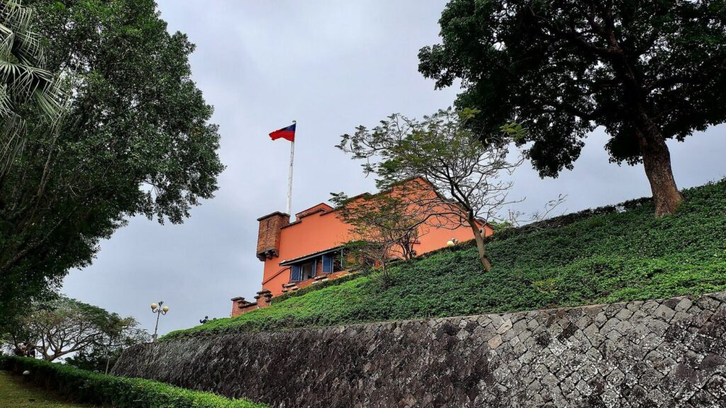 Fort Santo Domingo: A Spanish Fort and British Consular Complex in Taiwan 3 Fort Santo Domingo