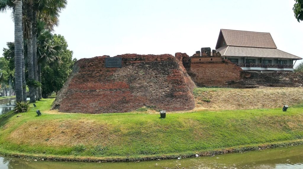Chiang Mai City Wall: Fortifications of the Lan Na Capital 5 Chiang Mai city wall