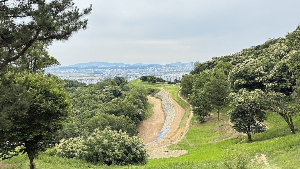 Gyeyangsanseong Fortress: A Three Kingdoms-Period Mountain Stronghold in South Korea 2 Gyeyangsanseong Fortress
