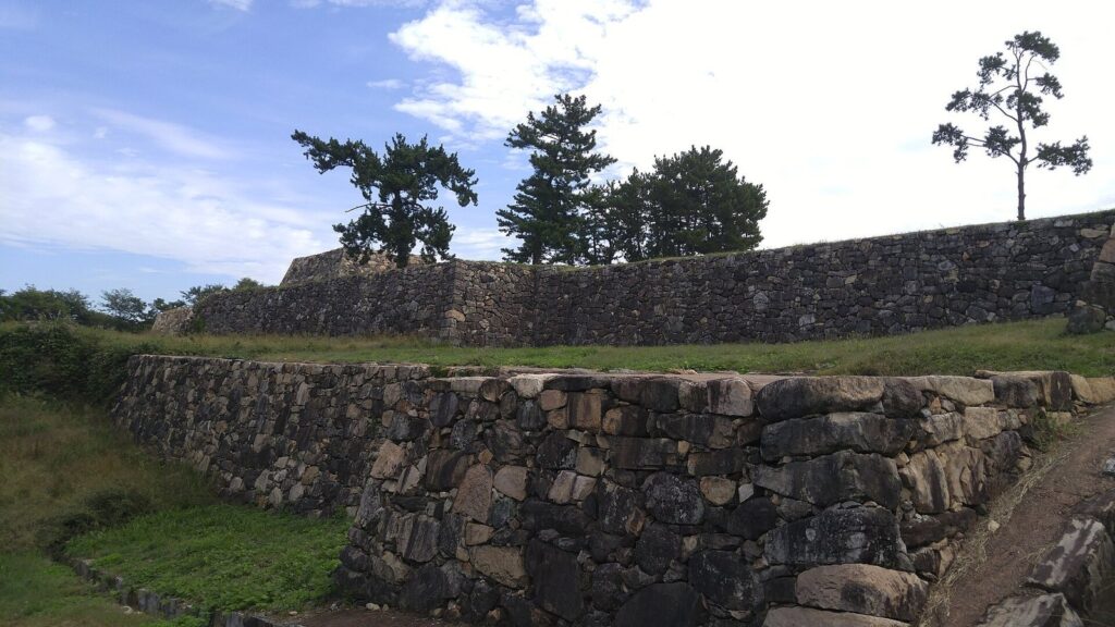 Suncheon Castle: A Japanese Forward Base in the 1597 Korean Invasion 1 Suncheon Castle