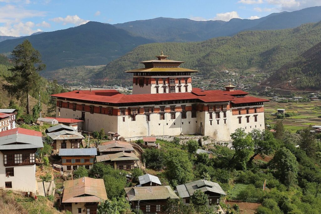 Rinpung Dzong: Bhutanese Fortress-Monastery and Administrative Center 4 Rinpung Dzong