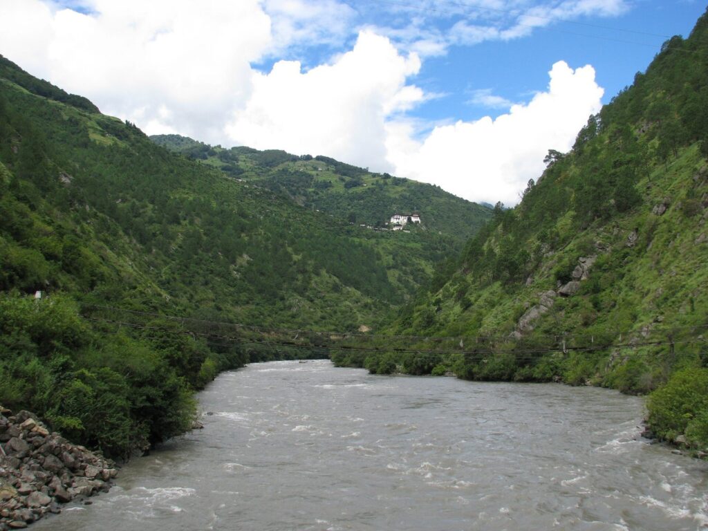 Lhuentse Dzong