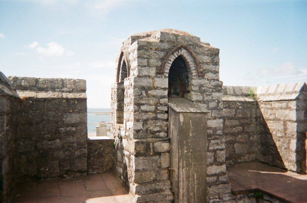 Castle Rushen: A Medieval Fortress and Administrative Centre on the Isle of Man 3 Castle Rushen