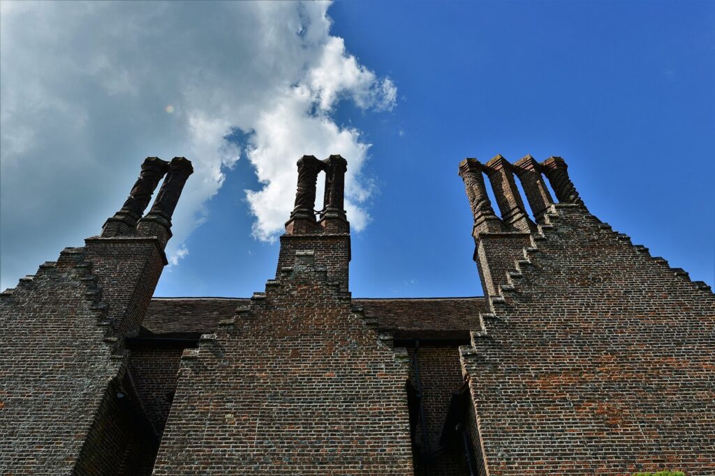Chenies Manor House: A Medieval Estate and Tudor Residence 3 Chenies Manor House