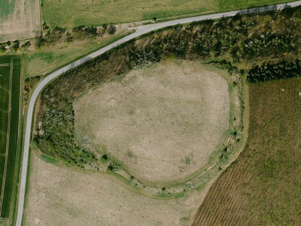 Hünenburg bei Watenstedt: A Late Bronze Age Hillfort in Germany 2 Hünenburg bei Watenstedt
