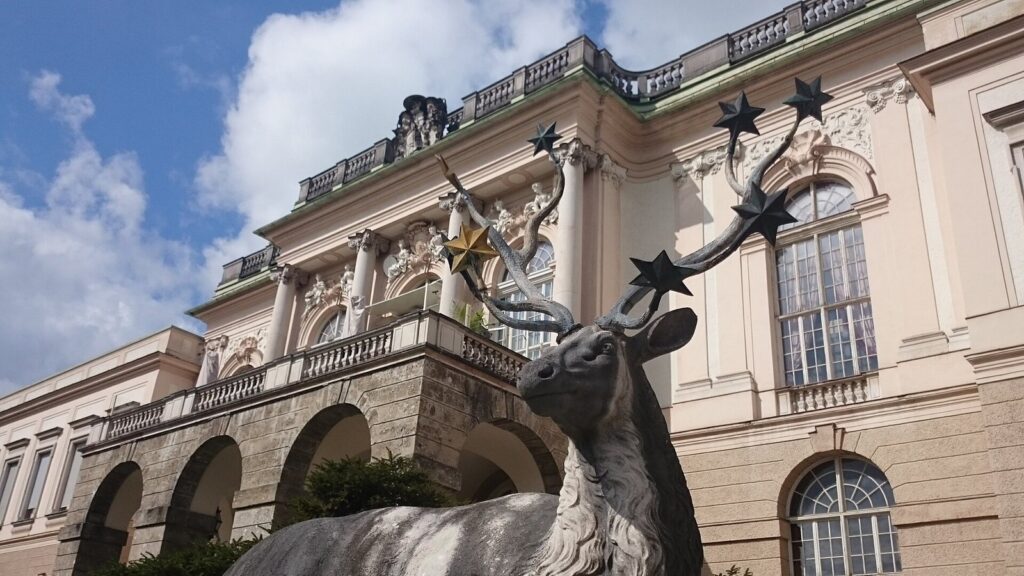 Schloss Kleßheim: A Baroque Summer Palace in Austria 1 Schloss Klessheim