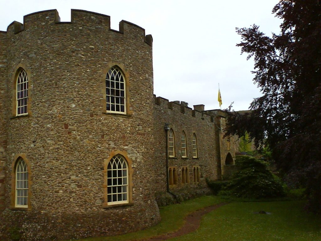 Taunton Castle: A Norman Stronghold and Episcopal Fortress 3 Taunton Castle