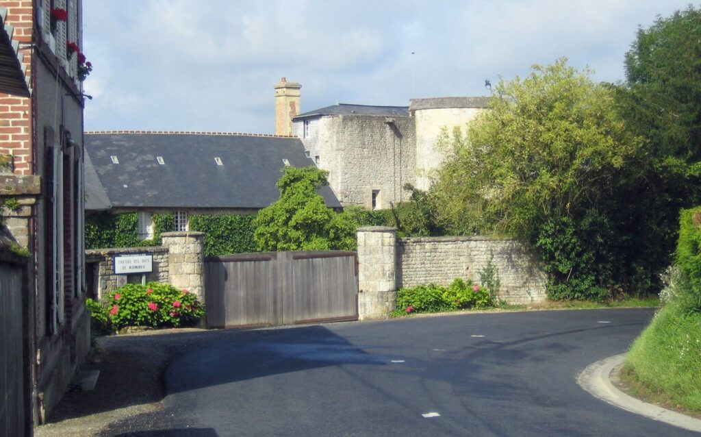 Bonneville-sur-Touques Castle: A Norman Ducal Fortress 2 Château de Bonneville-sur-Touques