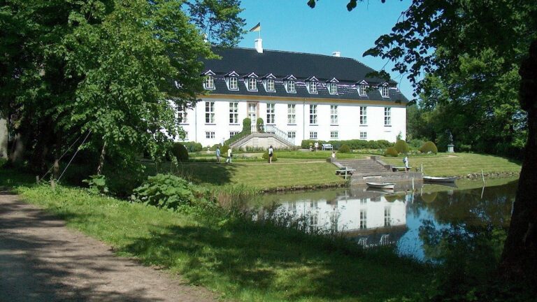 Glorup Manor: A Baroque Country Estate in Denmark