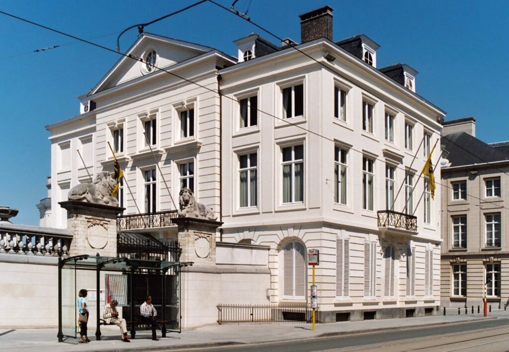 Hotel Errera: A Neoclassical Urban Mansion in Brussels 2 Hotel Errera
