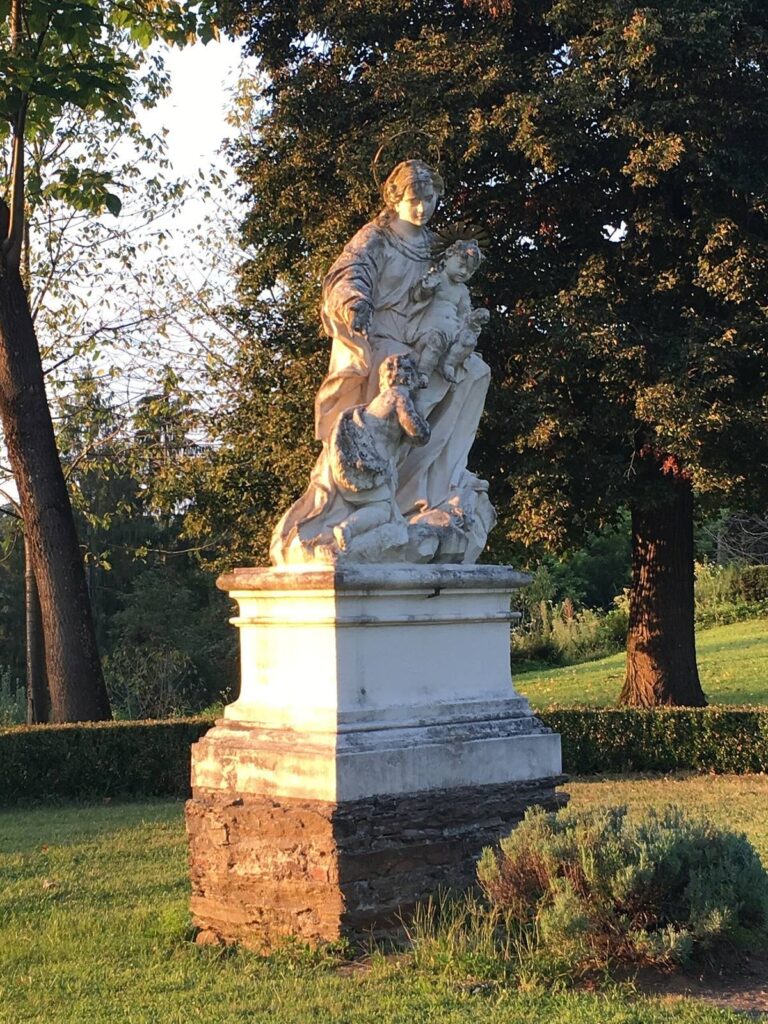 Schloss Hornegg: A Renaissance Castle and Fish-Farming Estate in Austria 2 Schloss Hornegg
