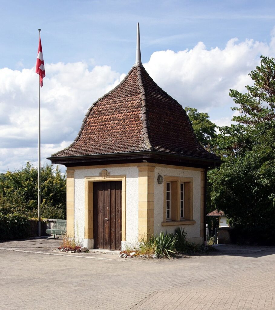 Löwenberg Castle: A Former Wine Estate and Country Residence in Switzerland 3 Löwenberg Castle