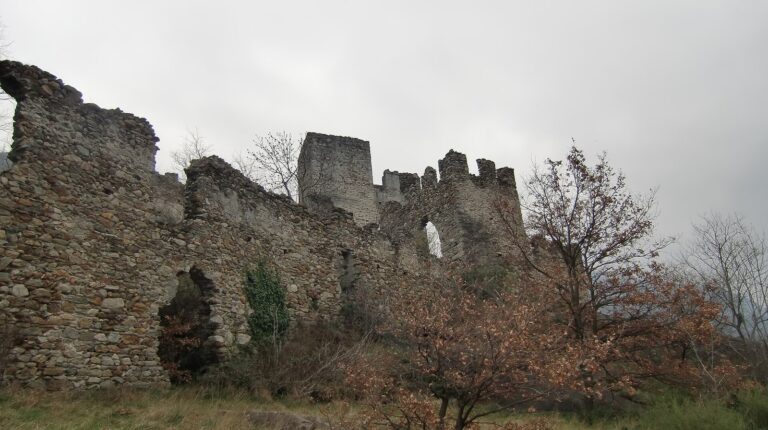 Cesnola Castle: A Medieval Romanesque Fortress in Italy