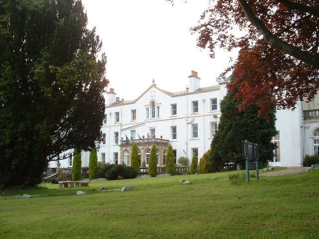 Court Colman Manor: An Eighteenth-Century Manor House in Wales 2 Court Colman Manor
