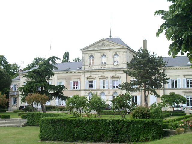Narcé Castle: Historic Estate and Vocational Education Site in France 1 Château de Narcé